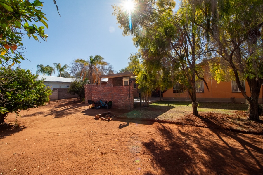 4 Bedroom Property for Sale in Oosterville Northern Cape